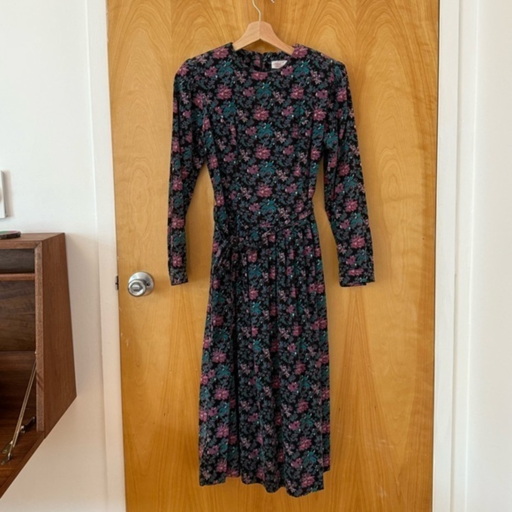 Vintage LANZ Corduroy Long Sleeve Floral Cottagecore Midi Dress size 4, Small